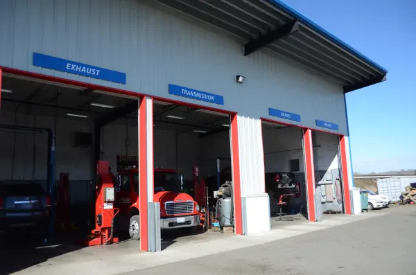 Nisqually Automotive & Towing - photo 4