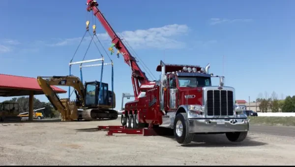Fuller's Towing & Recovery Services - photo 2