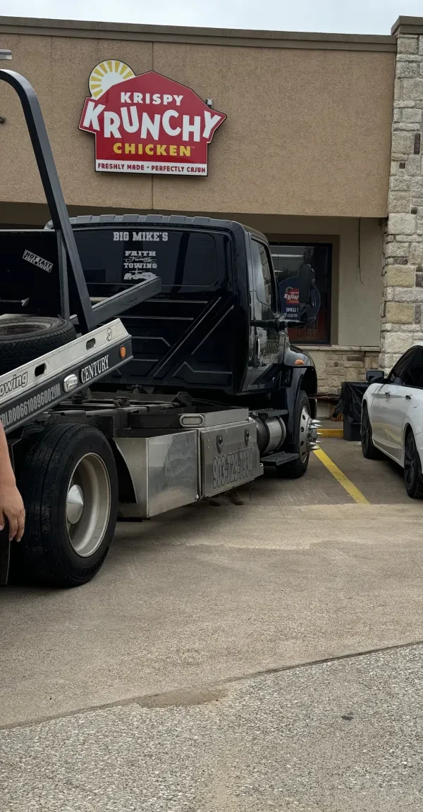 Big Mike's Wrecker Services - photo 3