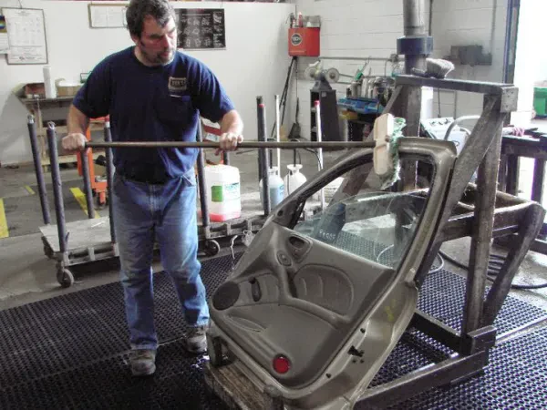 Fenix Parts Binghamton (Previously Don's Automotive Mall) - photo 4