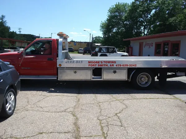 Moore’s Towing and Recovery - photo 3