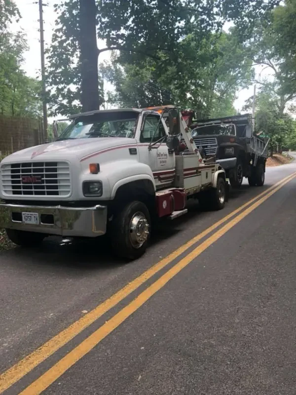 Small town towing and Recovery - photo 2