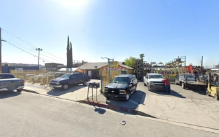 Sierra 2 Truck & Auto
