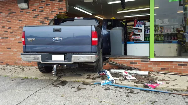 Ernie's Towing LLC - photo 3