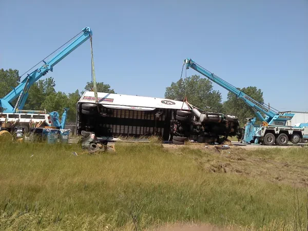 Reichert-Knepp 24 hour towing and road service Plymouth Indiana - photo 3