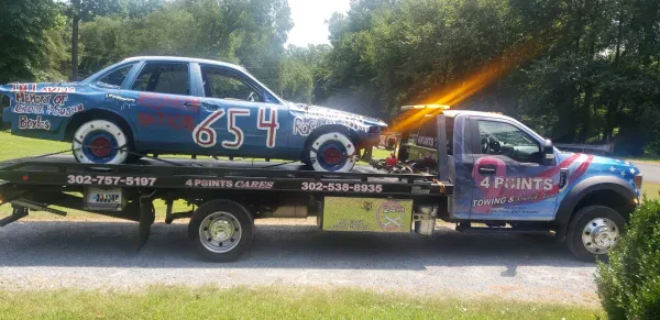 4 Points Towing & Roadside Service - photo 2