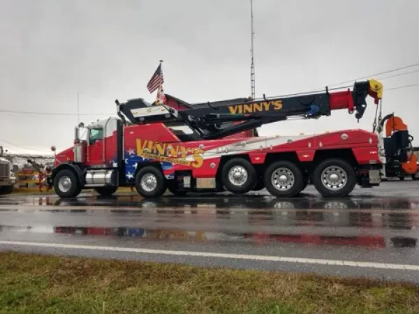 Vinny's Towing and Recovery - photo 2