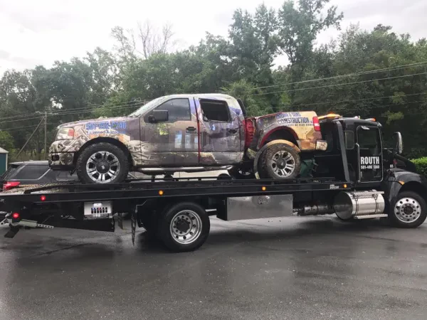 Routh Wrecker Service - photo 3