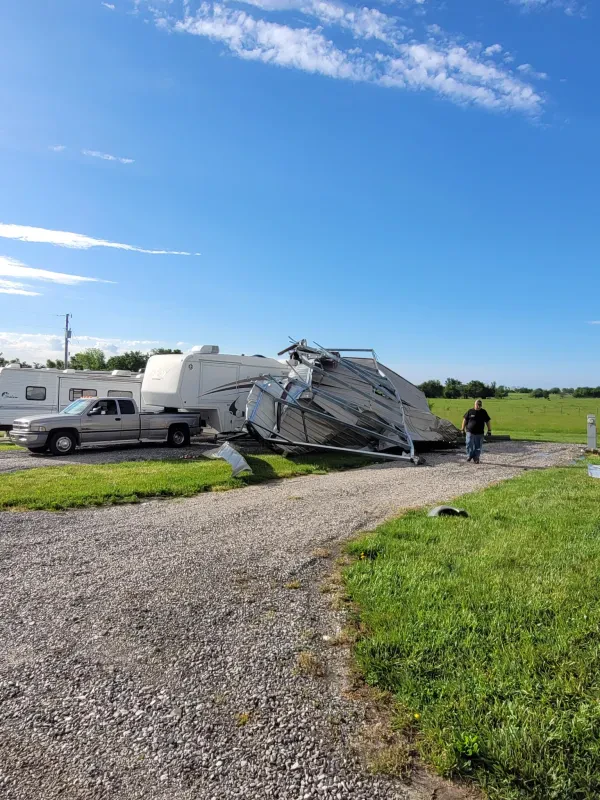 Clinton Wrecker Towing and Recovery - photo 4