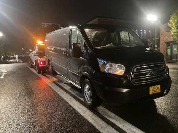 Olmos Towing LLC - photo 3