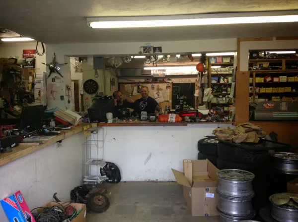 Indian Creek Auto Dismantlers - photo 2