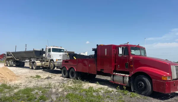 Towing Near Me 247 LLC Houston TX, Cheapest Tow Truck Nearby and Heavy Duty - photo 4