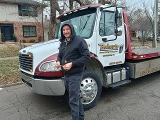 Roberts Heavy Duty Towing