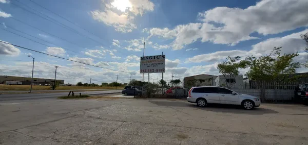 Magic's Auto Parts Place - photo 2