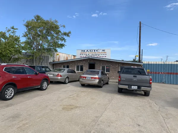 Magic's Auto Parts Place - photo 4