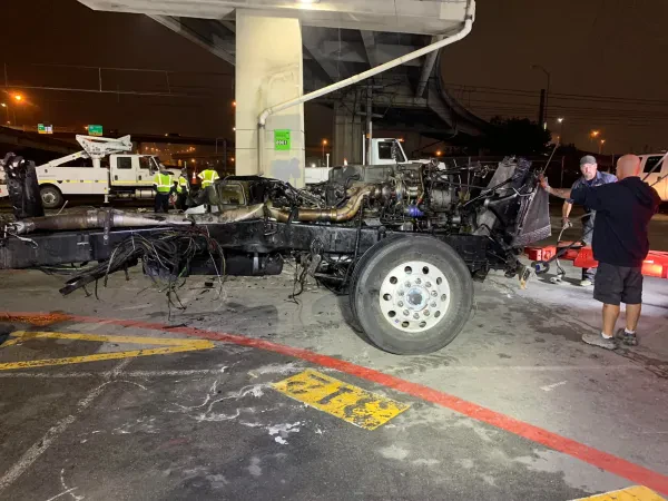 Signature Towing - photo 3