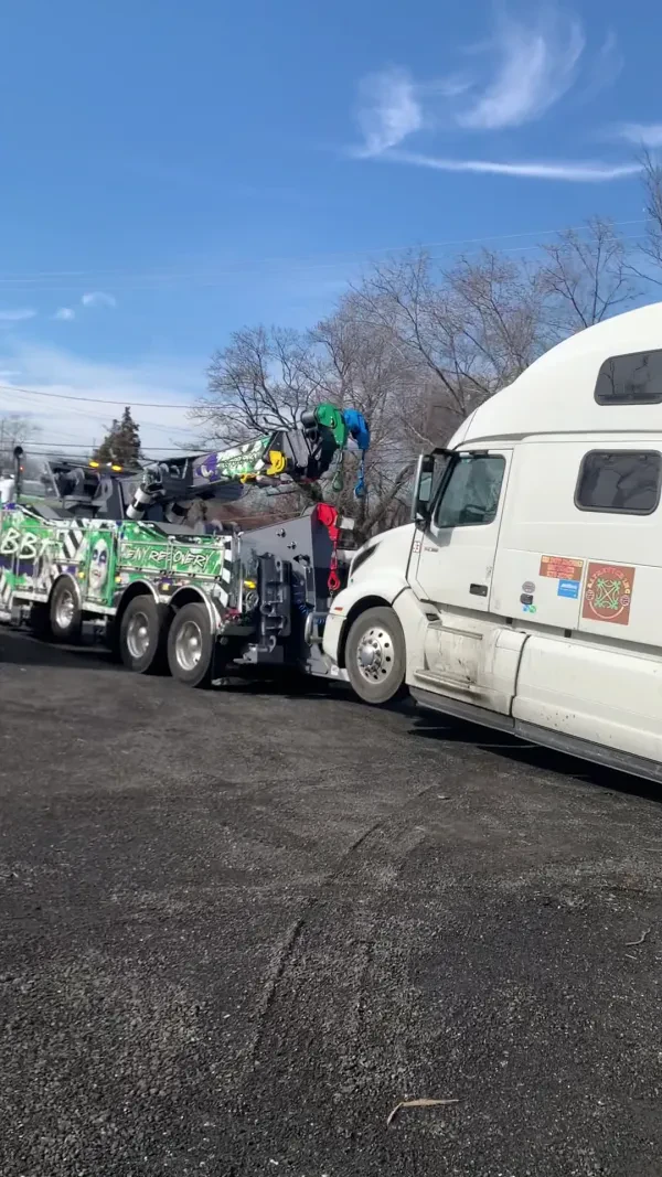 BBT & Recovery Wrecker Service - photo 2