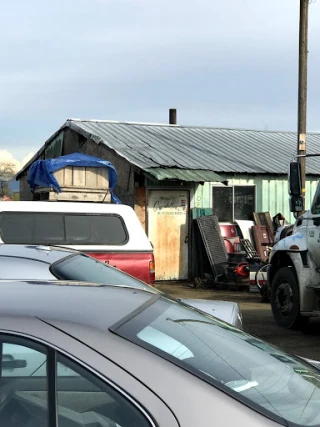 A&A Auto Wrecking JunkYard in Junction City (OR) - photo 2