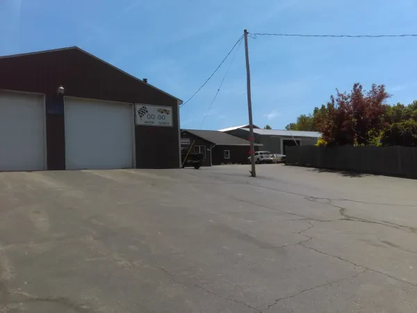 Go Go Auto Parts - photo 3