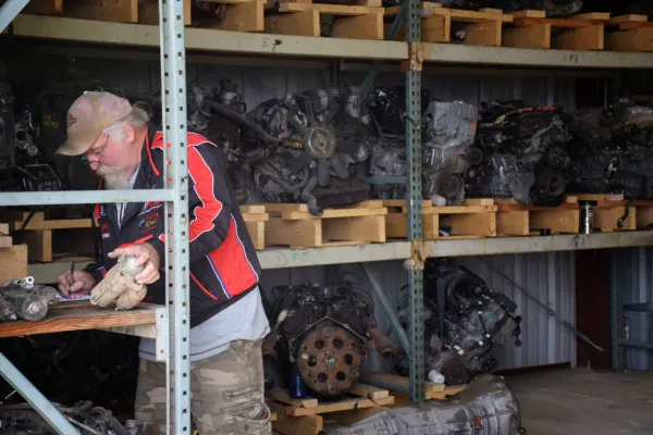 Hi-Tech Auto Recycling - photo 3