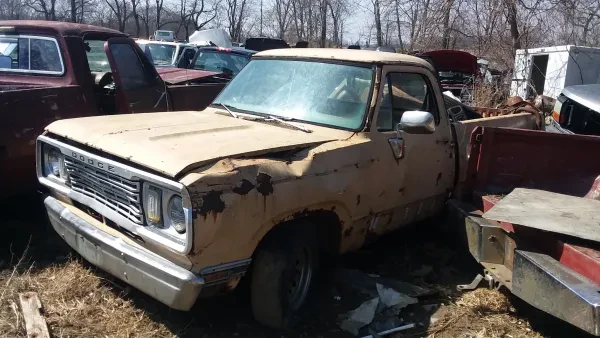 Holle's Salvage - photo 3