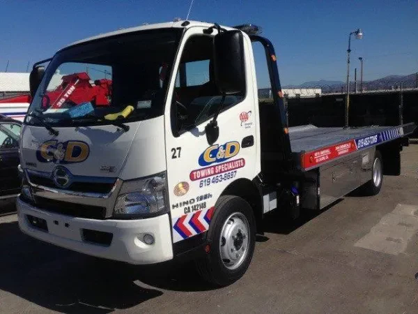 C & D Towing - photo 2