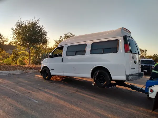 C & D Towing - photo 3