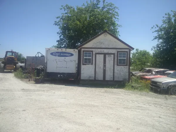 Walker Auto Salvage - photo 3