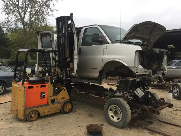 Mr. Car Parts - photo 2