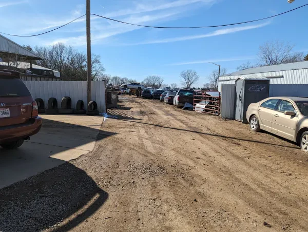 Marshall's Auto & Truck Parts - photo 4