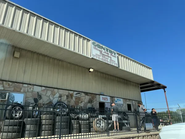 Gentry Auto Salvage - photo 2