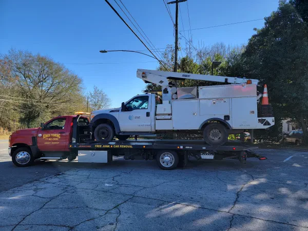 King’s Towing and Auto Recycling - photo 3