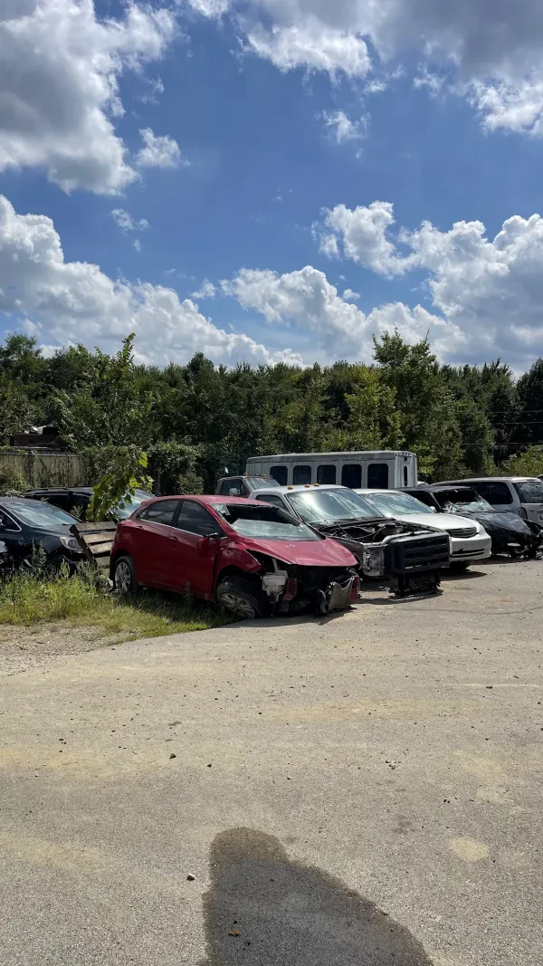 Auto Warehouse Inc. - photo 2