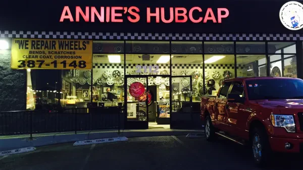 Hub Cap Annie - photo 2