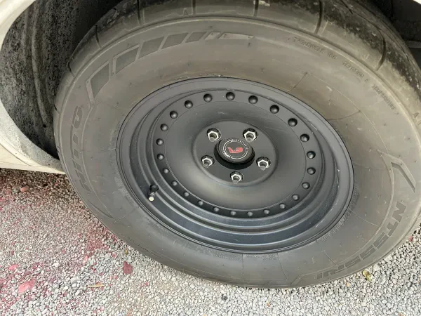 Hub Cap Annie - photo 4