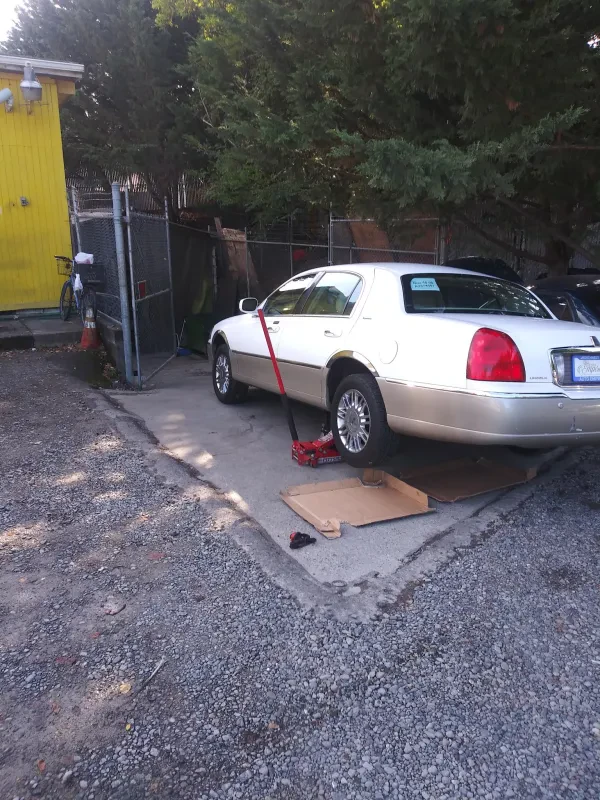 Honest Jack's Discount Auto Parts - photo 3