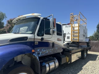 Llanos Towing Fresno