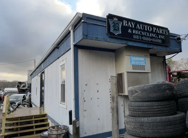 Bay Auto Parts - photo 2