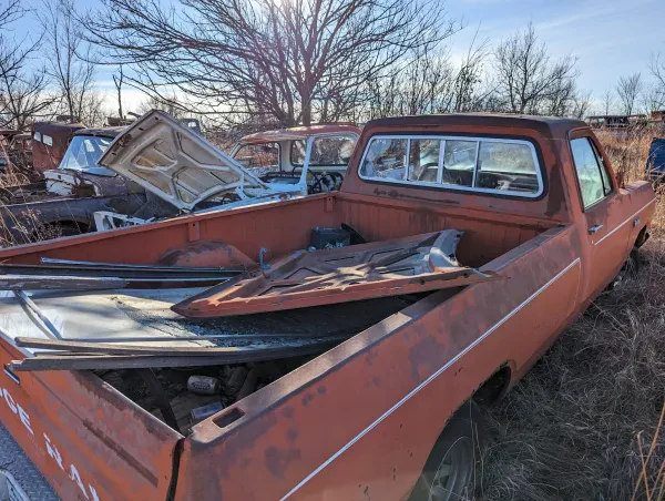Watts Repair Salvage & Auto - photo 3