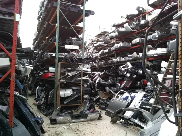 A-2-Z Auto Body Parts - photo 2