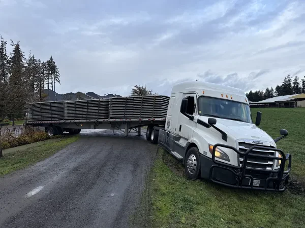 Baker & Baker Towing and Crane Service - photo 3