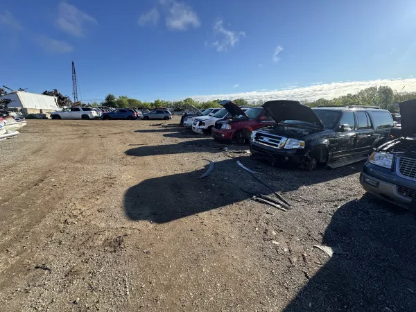 Miechiels Auto Salvage - photo 3