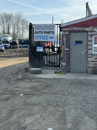 Broadway Auto Parts-Glass Ltd