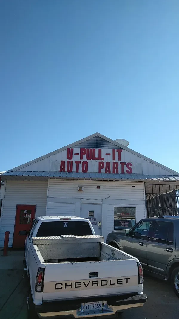 UAPI Auto Parts "We Buy Cars” - photo 2