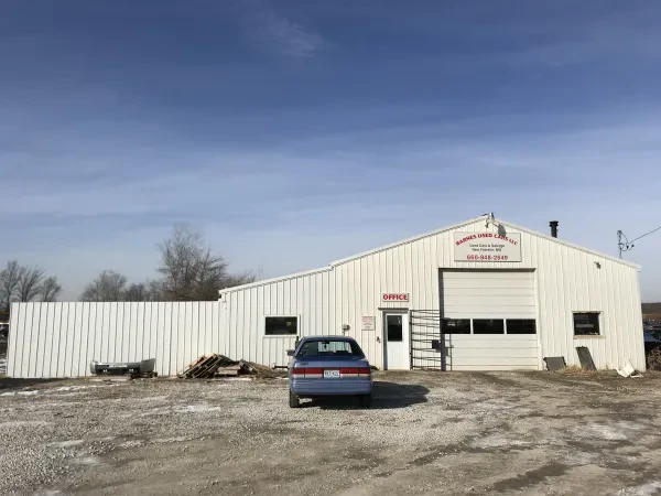 Barnes Auto Salvage - photo 3