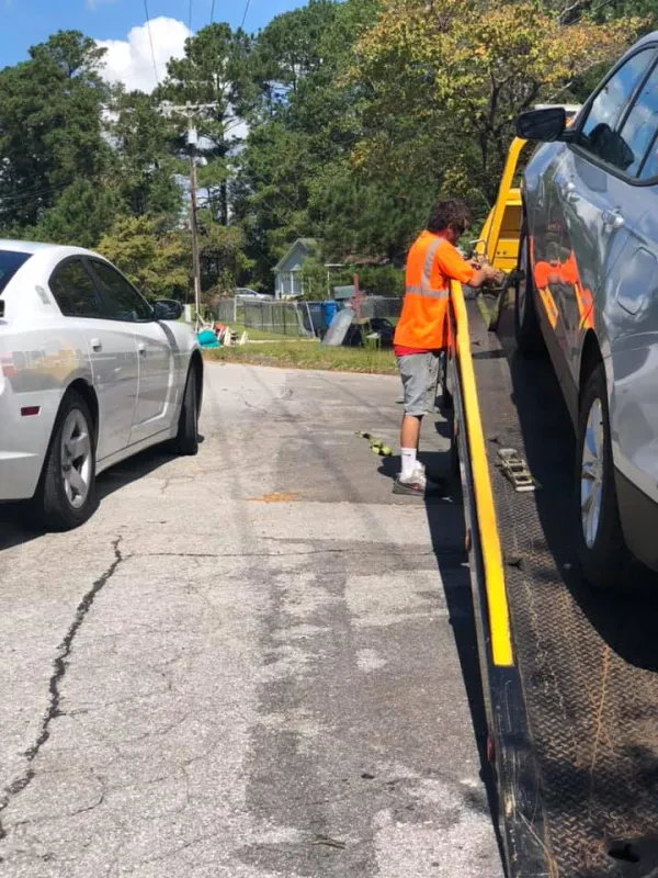 Kar-Kare Towing LLC - photo 3