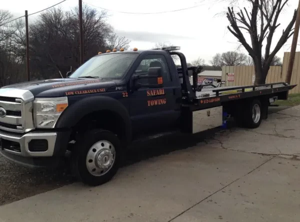 Safari Towing & Road Service - photo 3