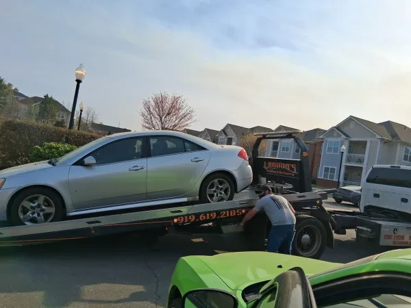Landon's Towing & Recovery - photo 4