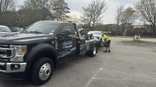 Bobbys Towing & Recovery