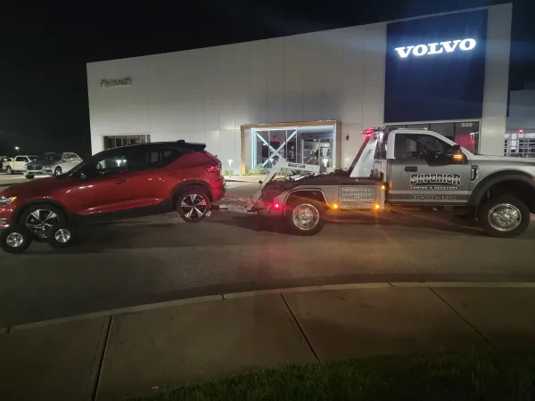 Superior Towing & Recovery, LLC - photo 3